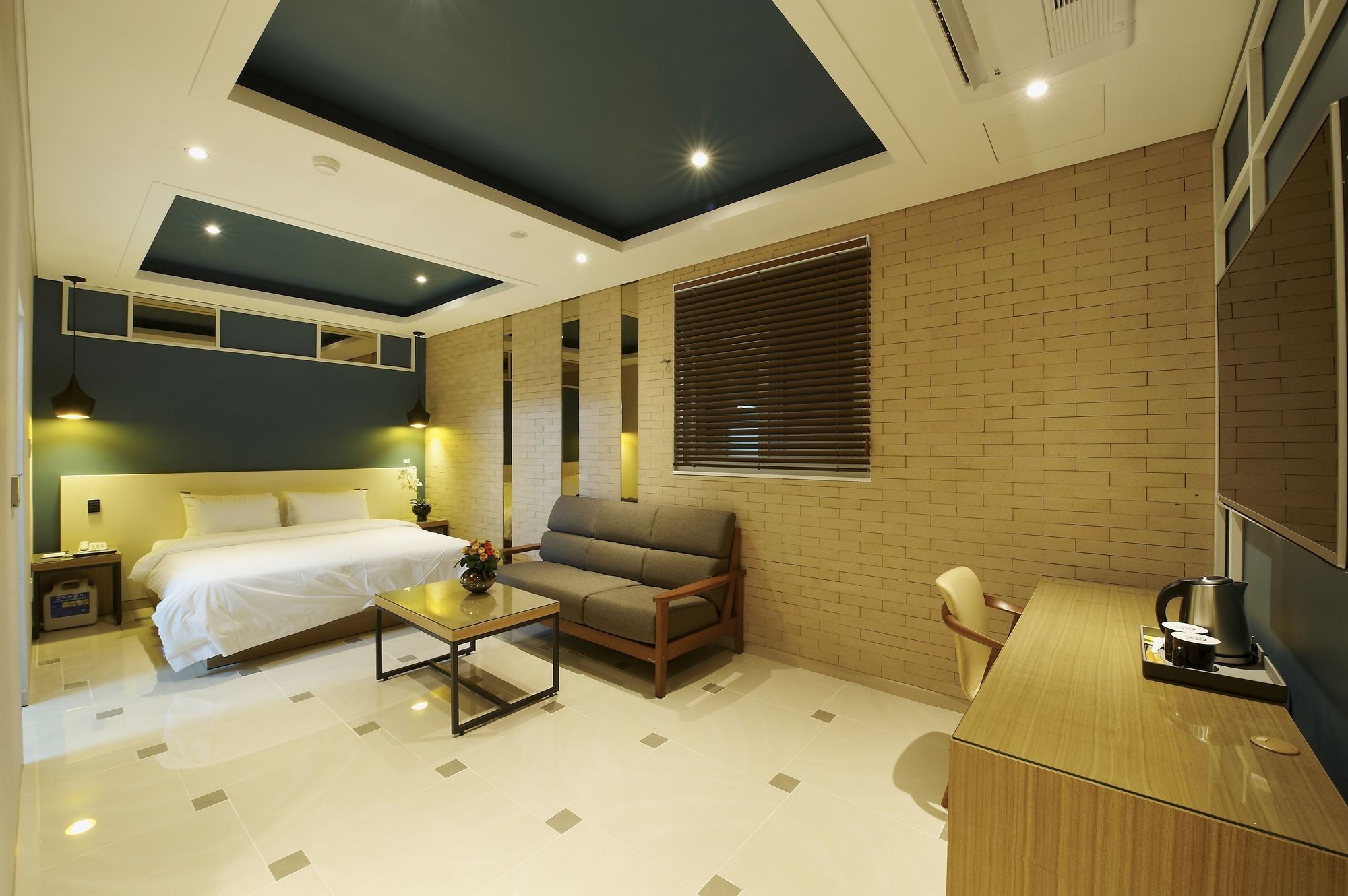 Hotel B Gwangju Metropolitan City Exterior photo